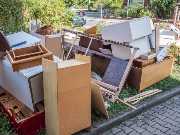 Best Commercial Cleanout Services  in Alton, IL